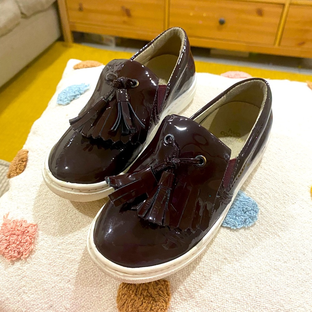 Gently used Two Con Me by Pepe loafers / slip on sneakers